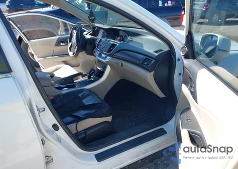 2015 Honda Accord Ex из США, поврежденный, VIN 1HGCR2F77FA061711